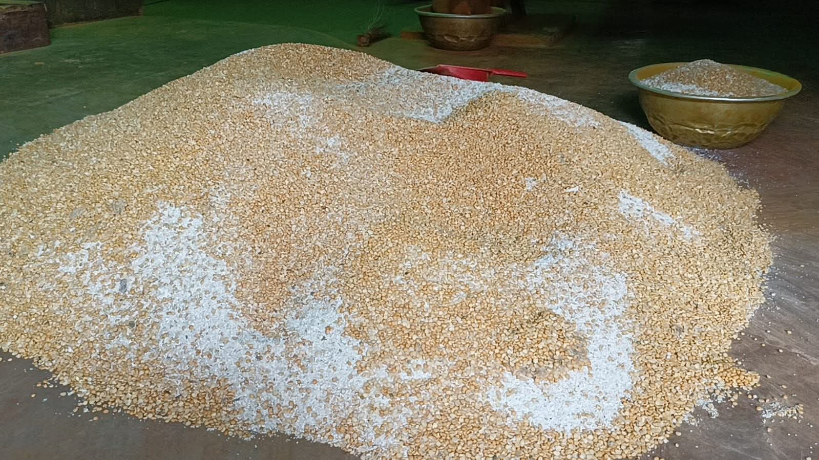 কালীগঞ্জে হলুদের মিলে ভেজাল মেশানোর অভিযোগ