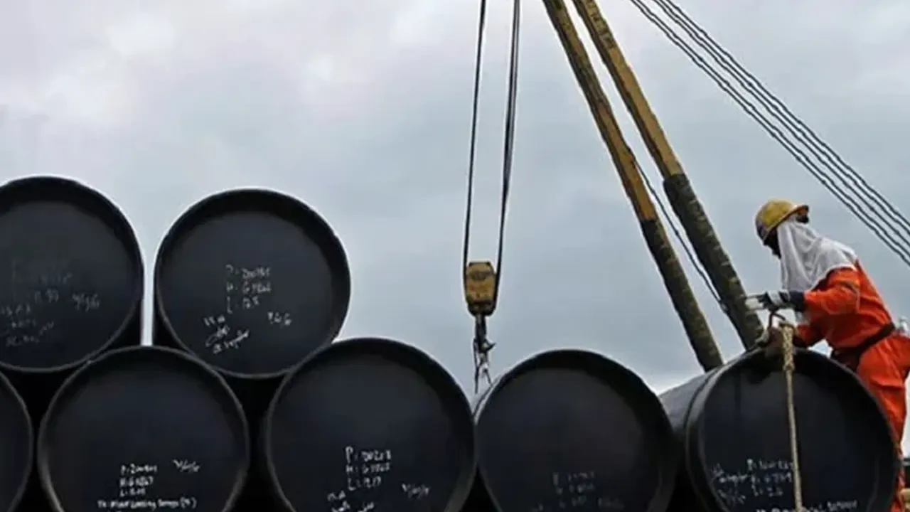 দাম বাড়ল ফার্নেস অয়েলের