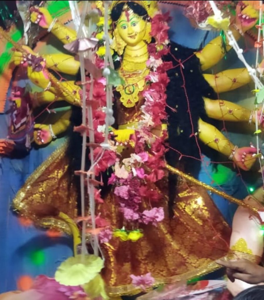 সনাতন ধর্মাবলম্বীদের সর্ববৃহৎ শারদীয়া দুর্গোৎসব বিজয়া দশমীর মধ্যে দিয়ে শেষ হলো