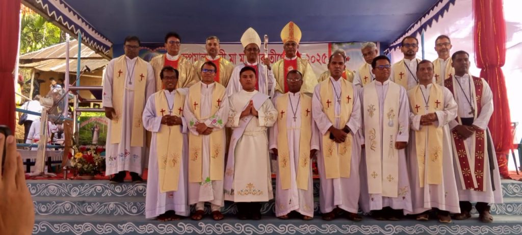 হরিণছড়ায় ৩৬তম জপমালারানী মা মারীয়া তীর্থোৎসব পালিত