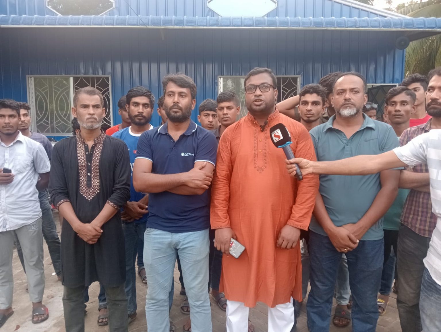 কচুয়ায় স্বেচ্ছাসেবক দল কচুয়া উপজেলা শাখার উদ্যোগে আনন্দ মিছিল ও আলোচনা সভা অনুষ্ঠিত