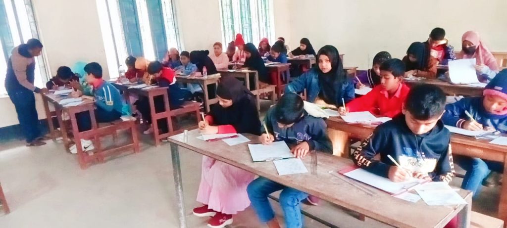 নাভারণে এডাস বৃত্তি পরীক্ষা অনুষ্ঠিত