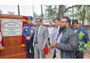 কোন অপশক্তি নির্বাচন বিঘ্নিত করতে পারবে না-খুলনা বিভাগীয় কমিশনার