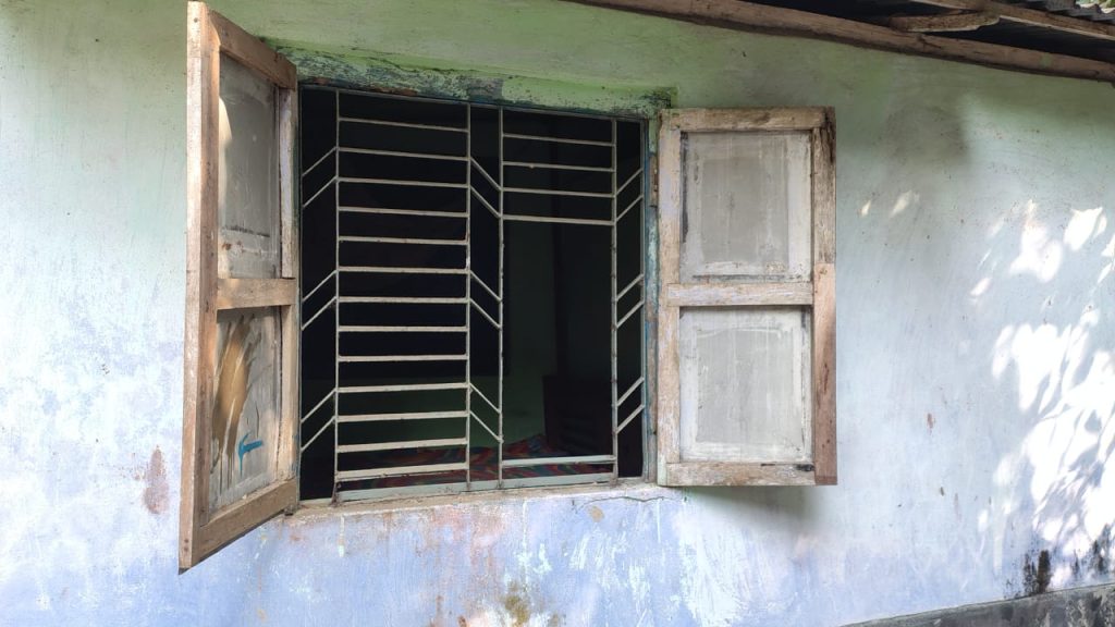 কালিয়ায় গভীর রাতে সংঘবদ্ধ ডাকাতি